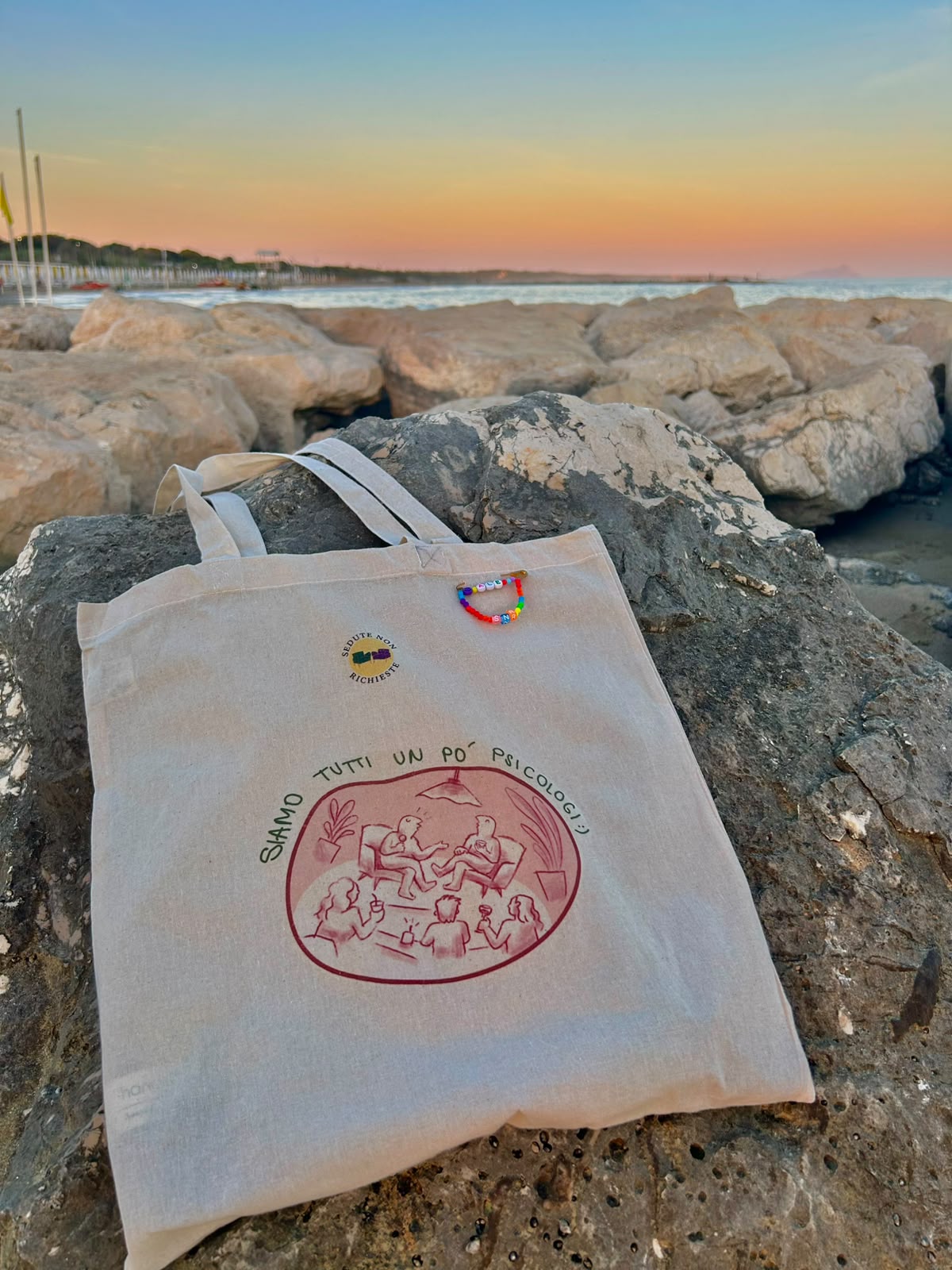 Tote bag Sedute Non Richieste con stampa colorata pop
